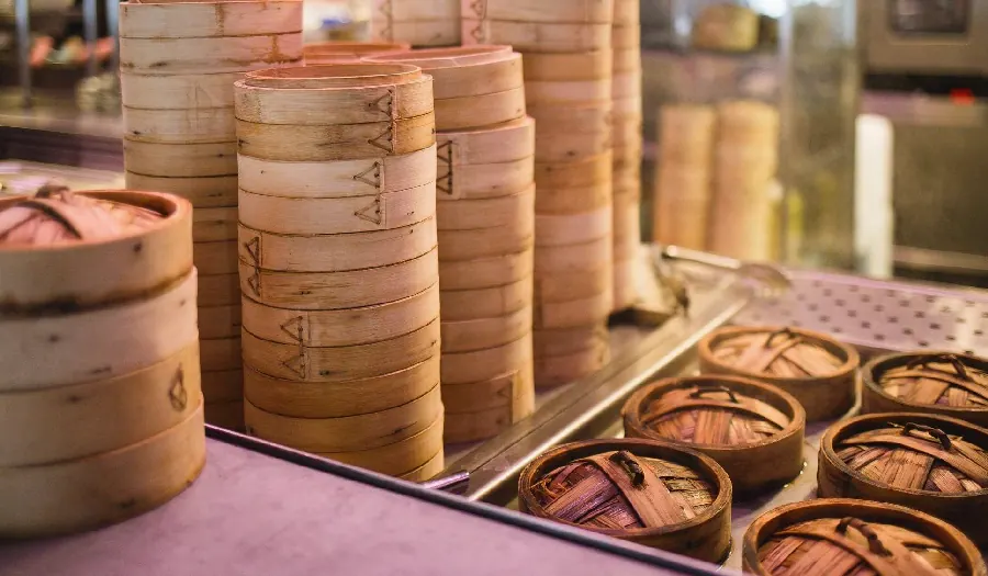 广式春卷怎么做？金黄酥脆的茶楼点心示例图